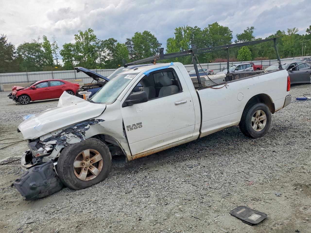 3C6JR6EP6DG524328 · 2013 RAM 1500