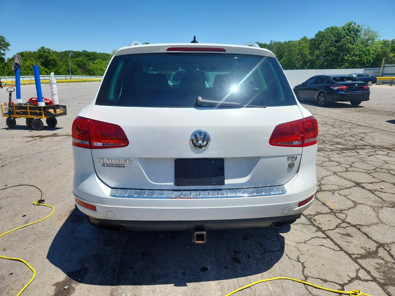 WVGEK9BPXCD008033 · 2012 VOLKSWAGEN TOUAREG · 6/13