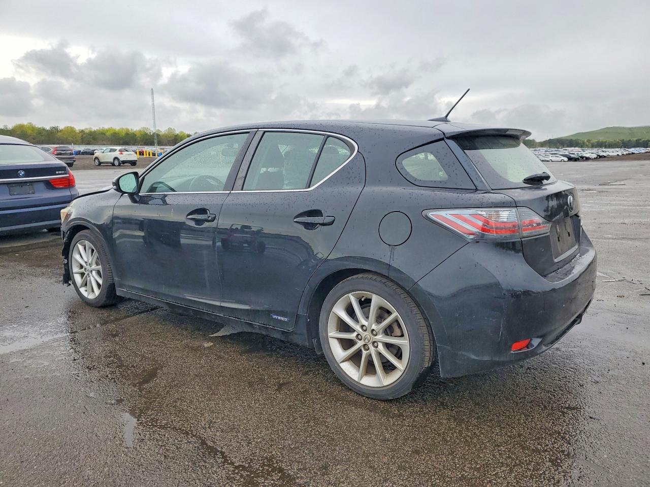 JTHKD5BH8C2101226 · 2012 LEXUS CT · 2/13