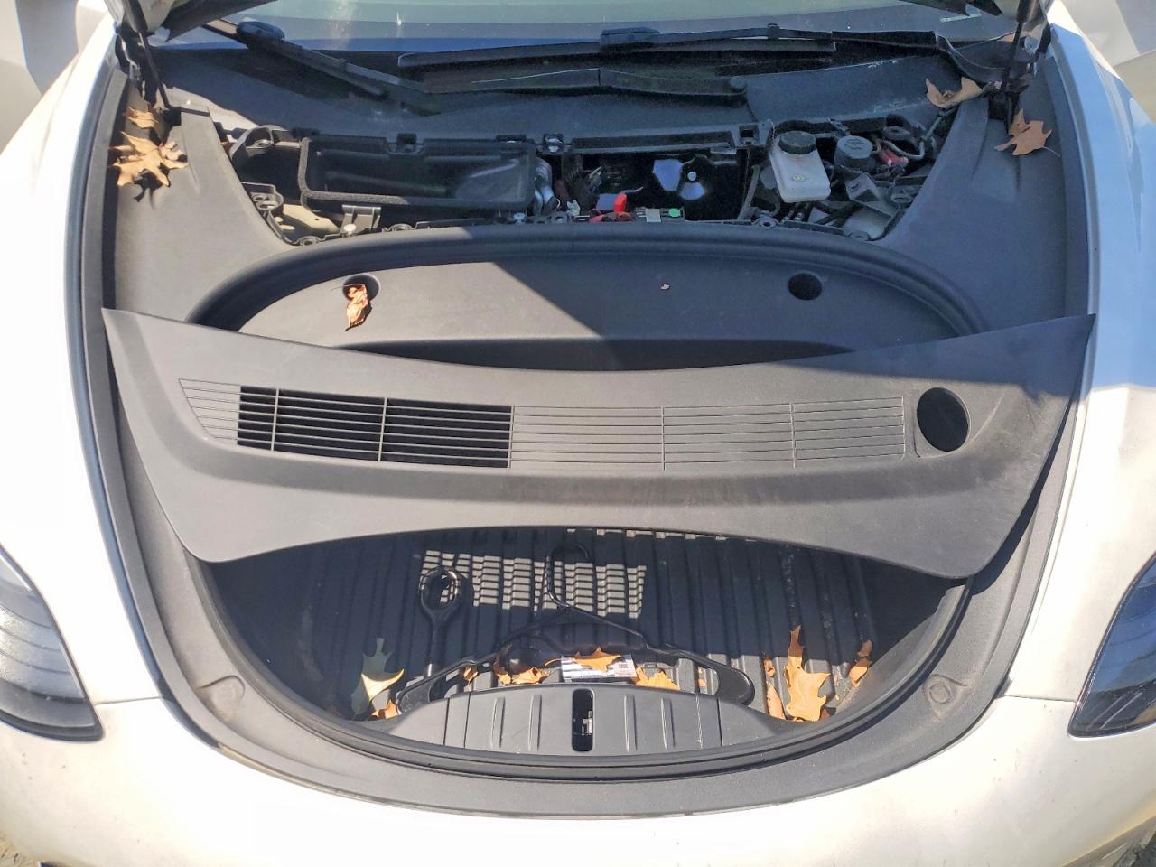 5YJ3E1EA2PF623962 · 2023 TESLA MODEL 3 · 11/12