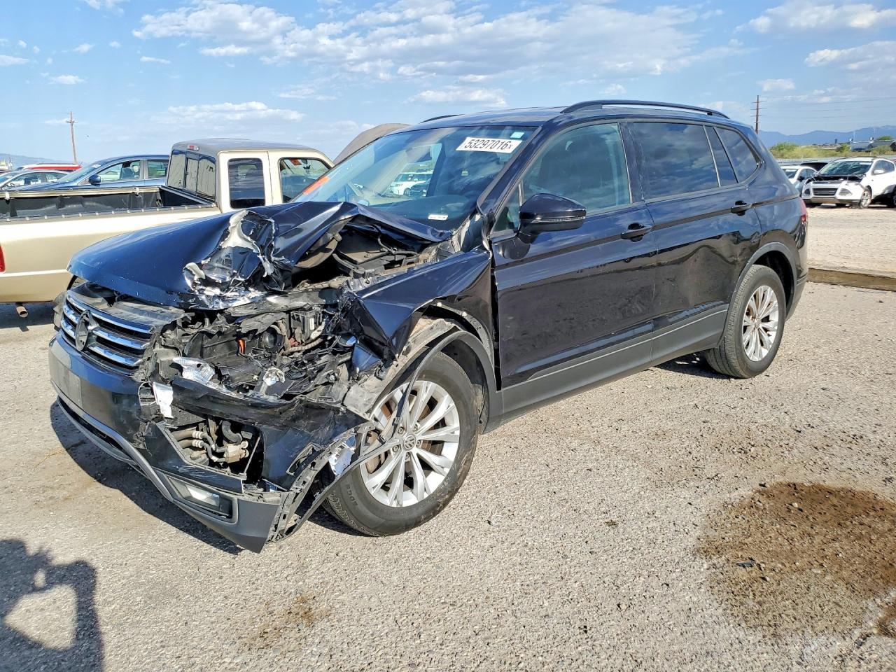 3VV1B7AX7JM027084 · 2018 VOLKSWAGEN TIGUAN