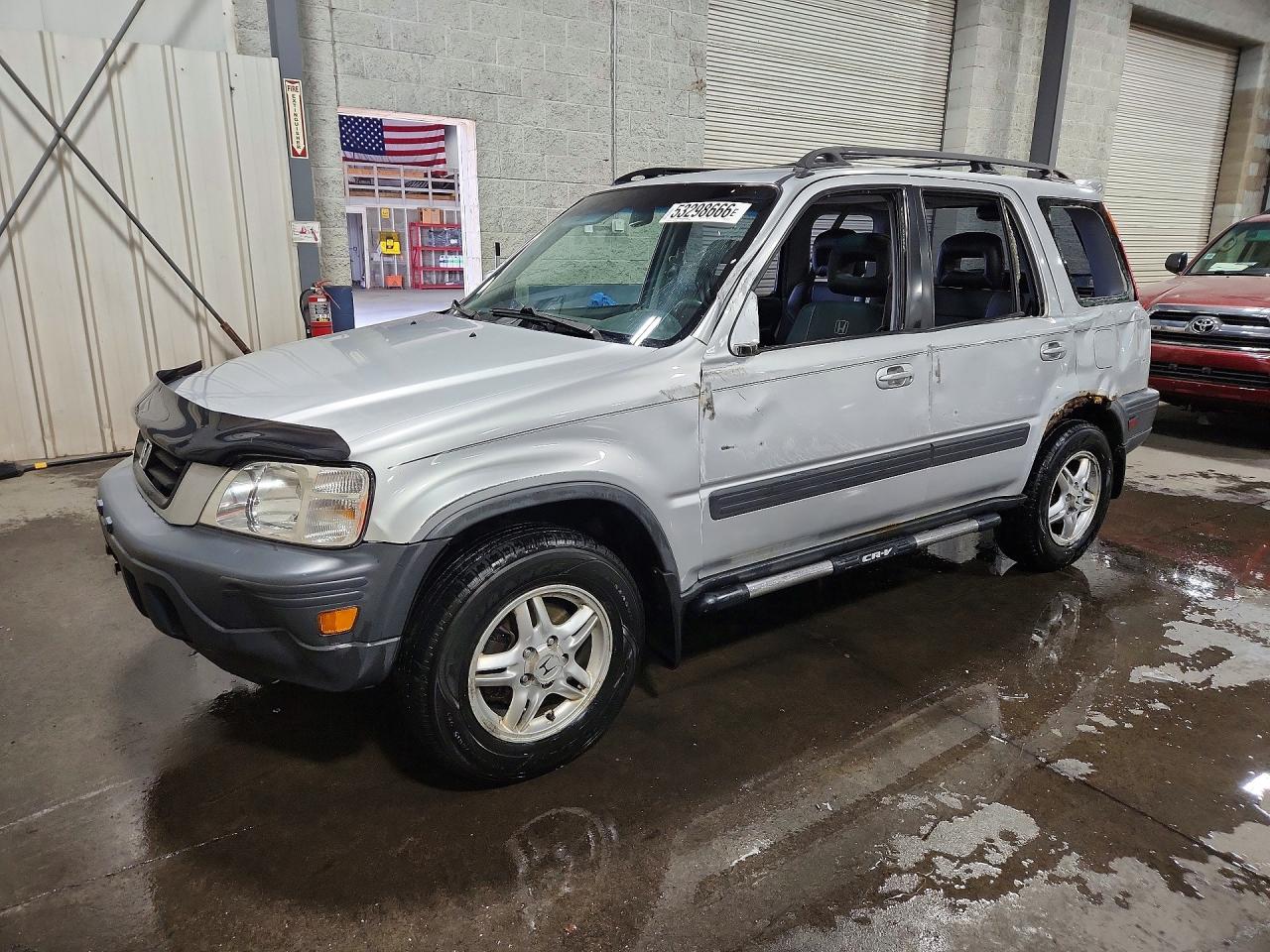 JHLRD1868WC043053 · 1998 HONDA CR-V
