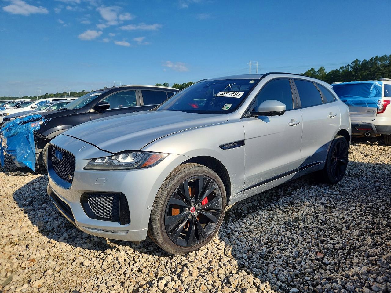 SADCM2FV3JA285938 · 2018 JAGUAR F-PACE