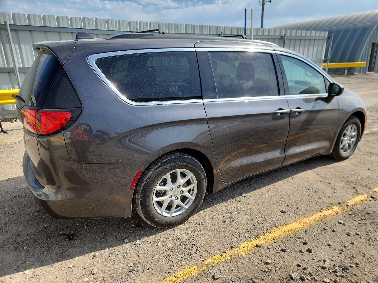 2C4RC1DG0LR264714 · 2020 CHRYSLER VOYAGER · 3/13