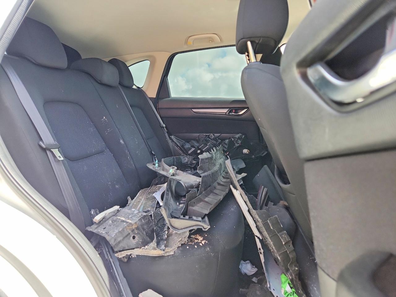JM3KFABM9J1454988 · 2018 MAZDA CX-5 · 11/13