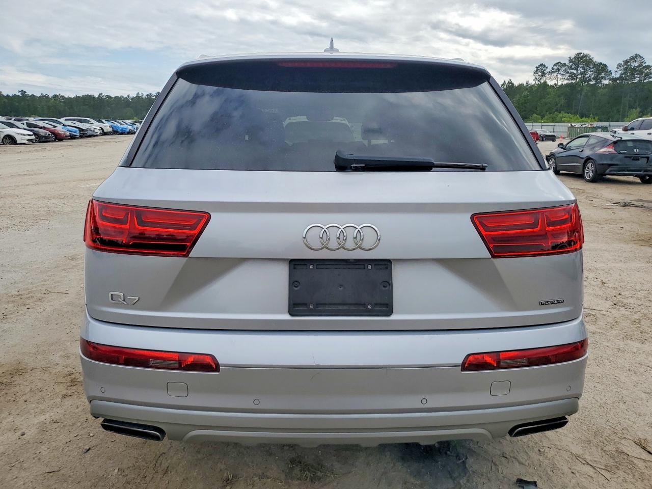 WA1AHAF70JD035861 · 2018 AUDI Q7 · 6/14