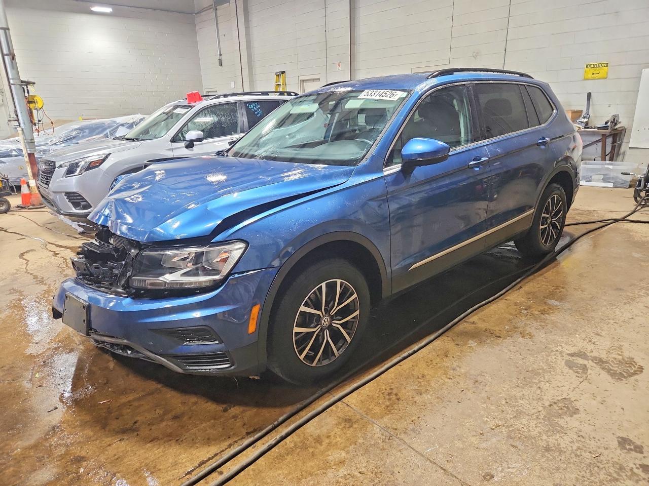 3VV2B7AX4LM180383 · 2020 VOLKSWAGEN TIGUAN