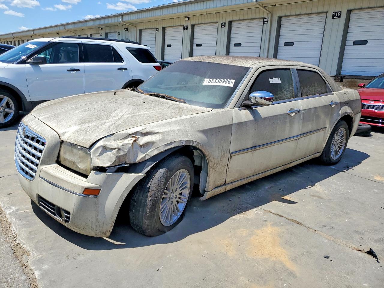 2C3CA5CV0AH309063 · 2010 CHRYSLER 300