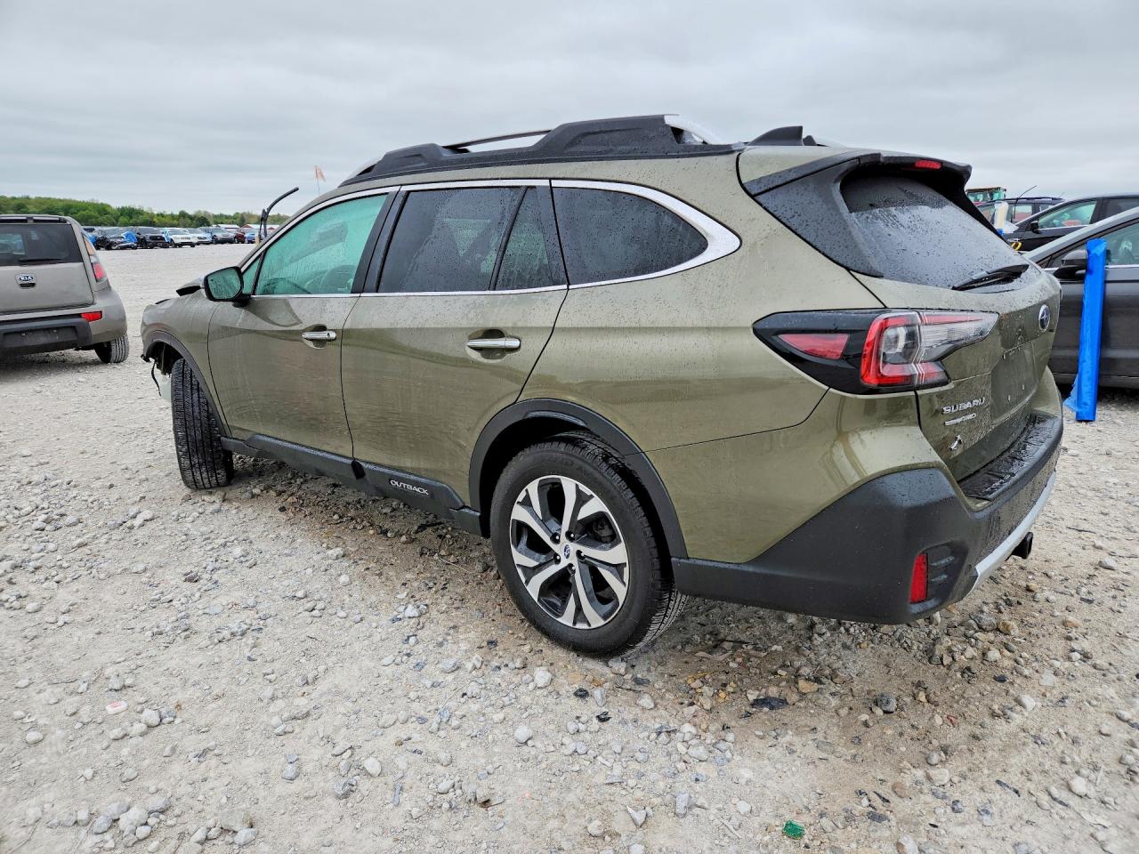 4S4BTAPC0N3150004 · 2022 SUBARU OUTBACK · 2/13