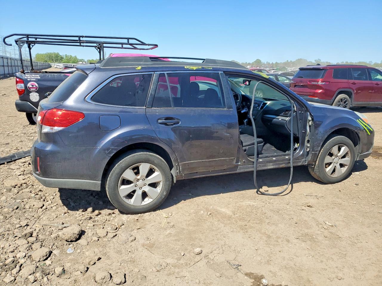 4S4BRCGC0B3351844 · 2011 SUBARU OUTBACK · 3/13
