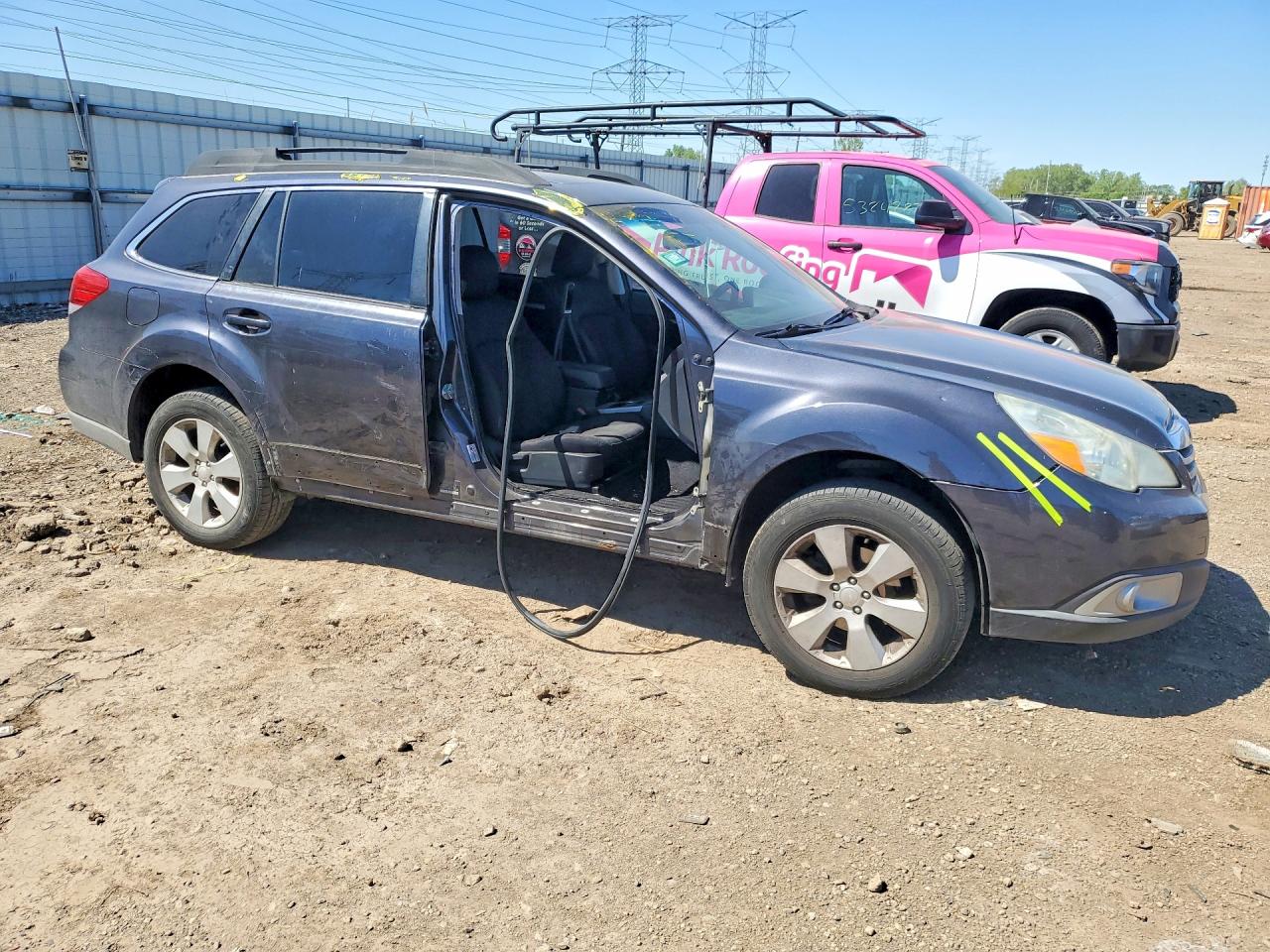 4S4BRCGC0B3351844 · 2011 SUBARU OUTBACK · 4/13