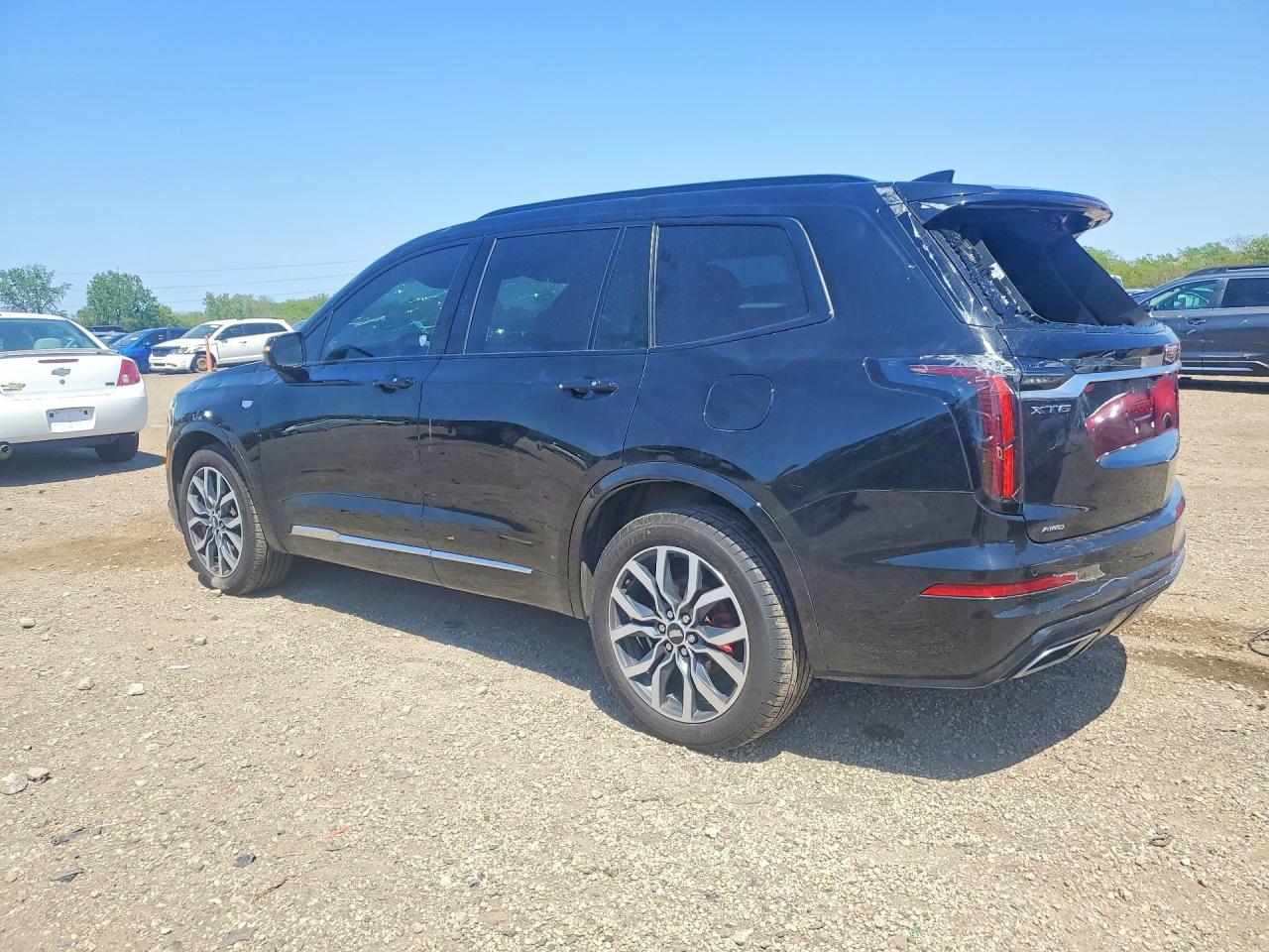 1GYKPGRS3NZ167399 · 2022 CADILLAC XT6 · 2/13