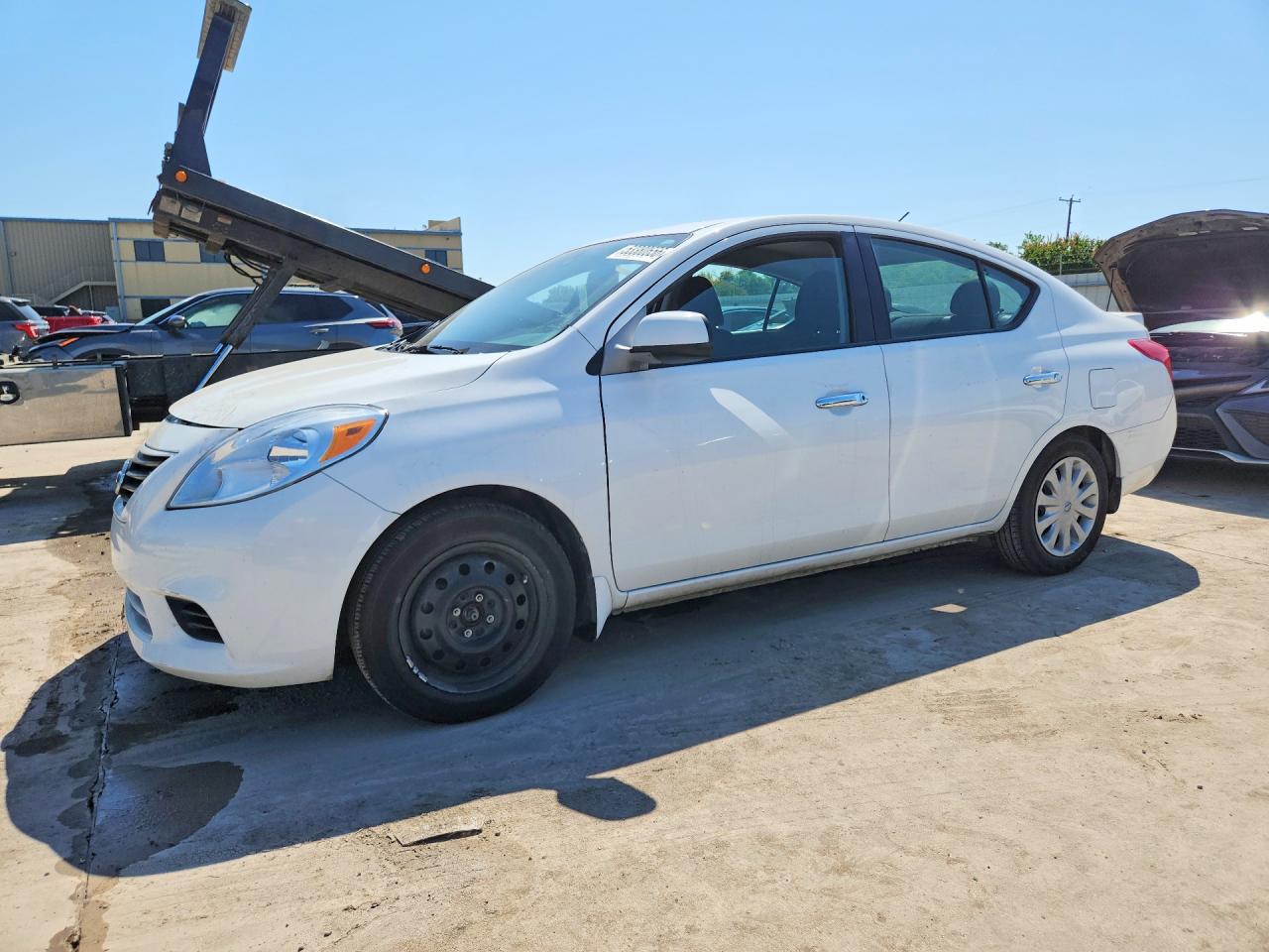 2014 NISSAN VERSA