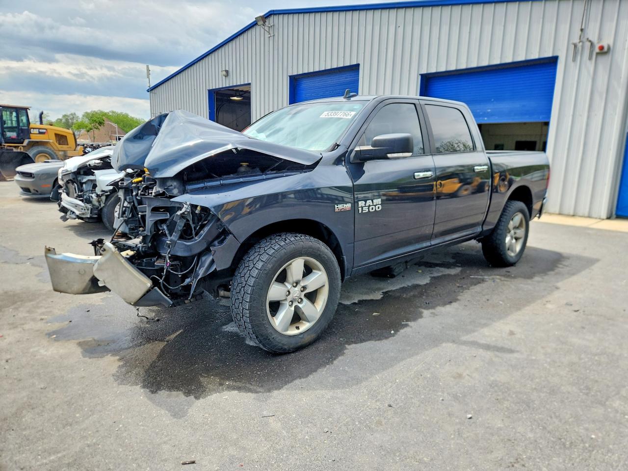 3C6RR7LT8JG171885 · 2018 RAM 1500