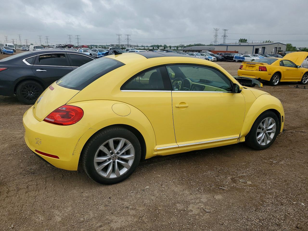 3VWJL7AT1DM669410 · 2013 VOLKSWAGEN BEETLE · 3/12