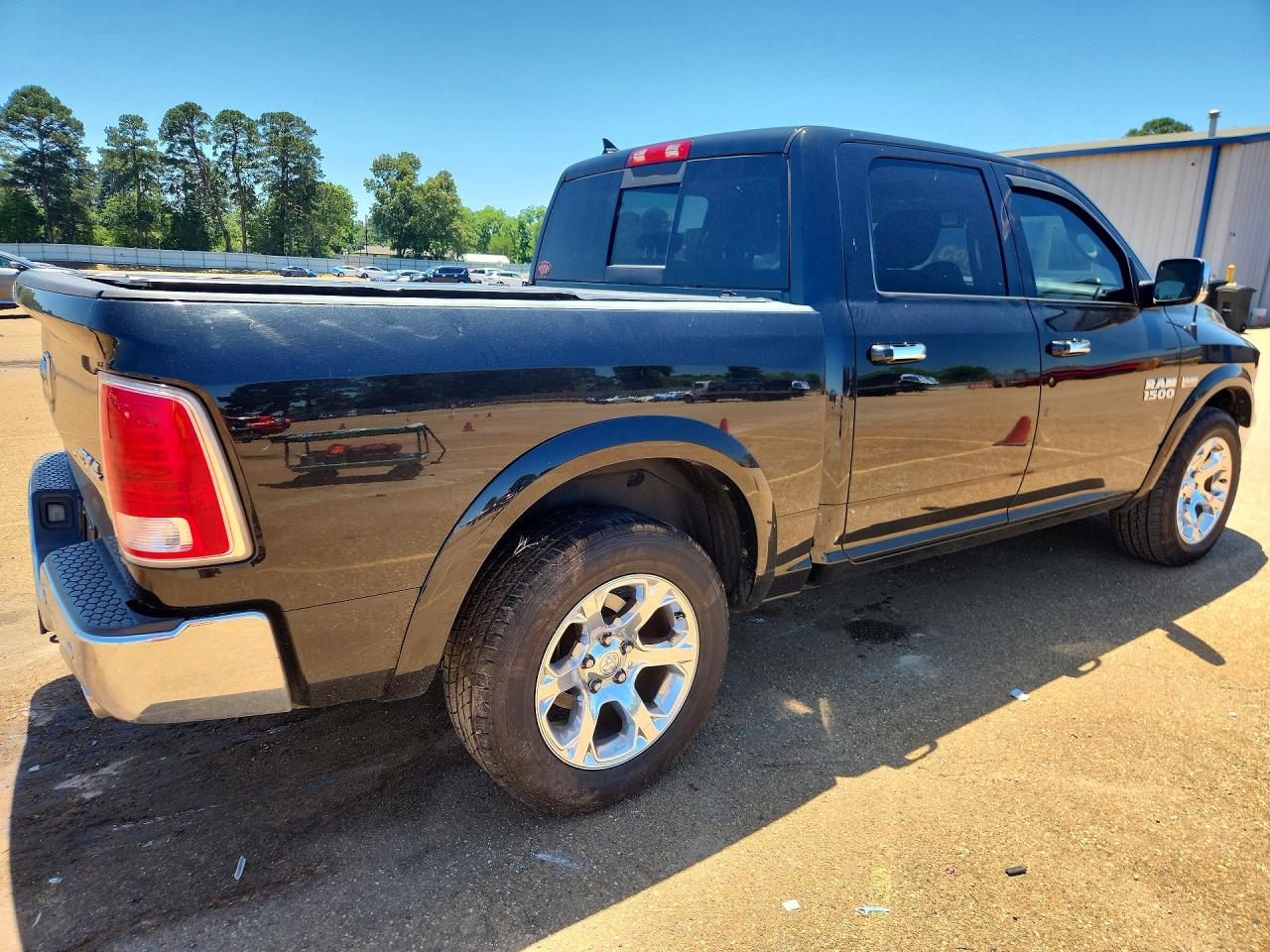 1C6RR7NT7JS160043 · 2018 RAM 1500 · 3/12