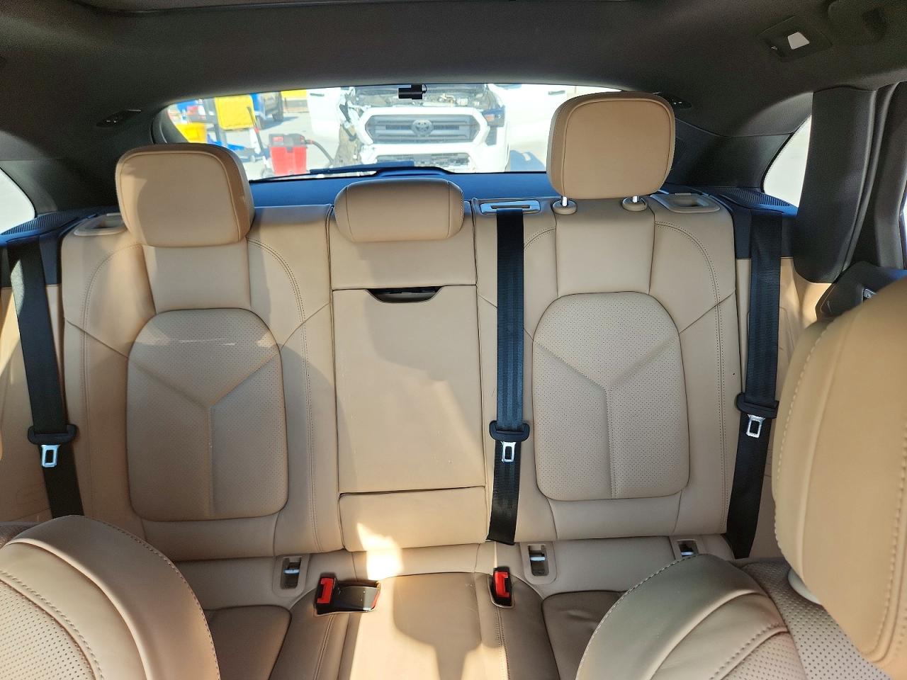 WP1AA2A53SLB03436 · 2025 PORSCHE MACAN · 10/14