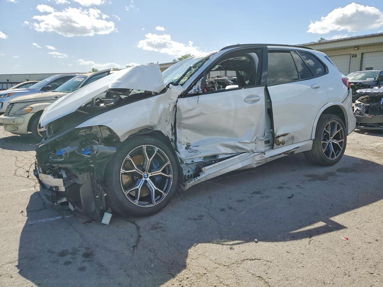 5UXCR6C57KLL22499 · 2019 BMW X5