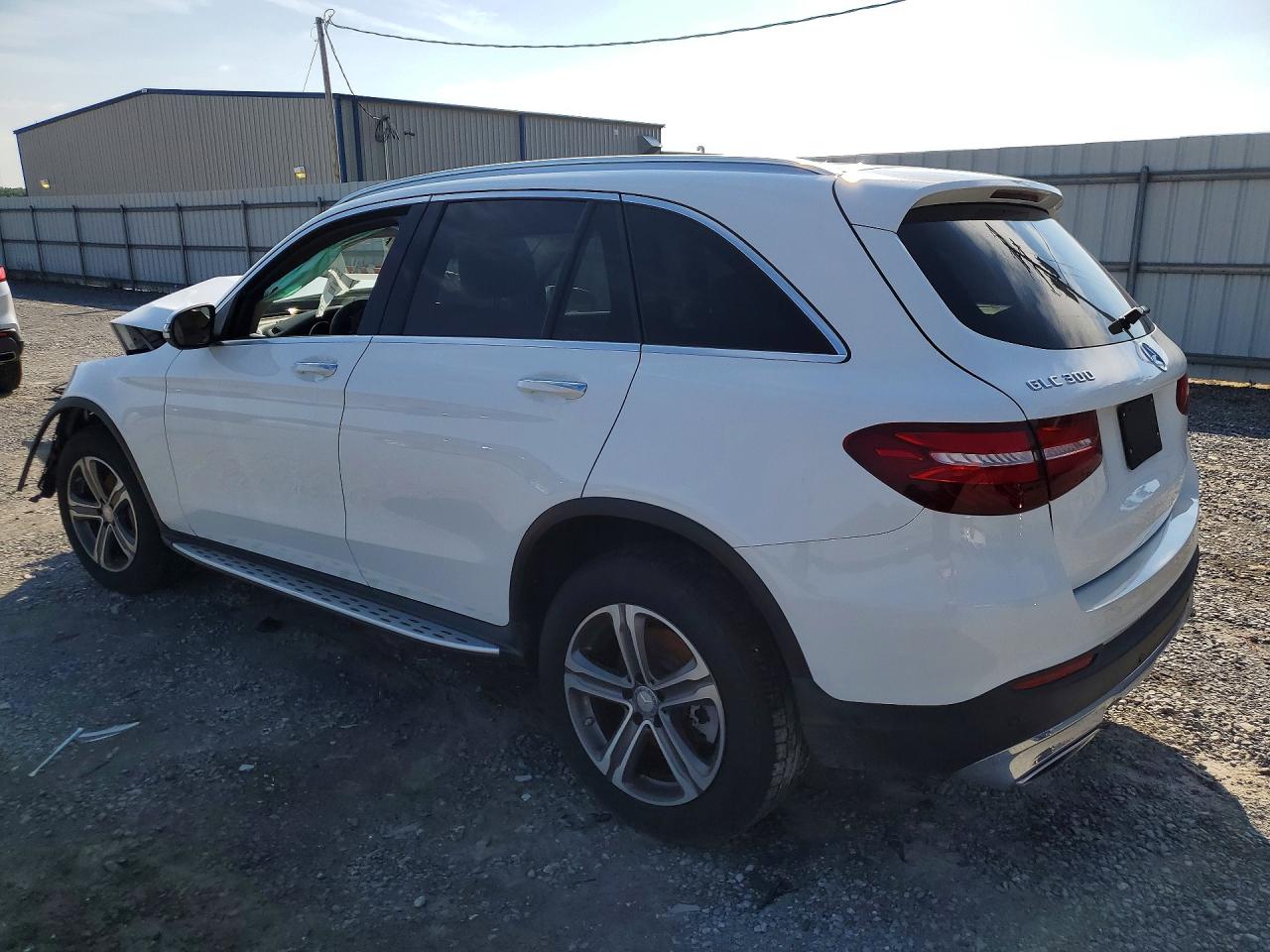 WDC0G4JB0GF007986 · 2016 MERCEDES-BENZ GLC · 2/12