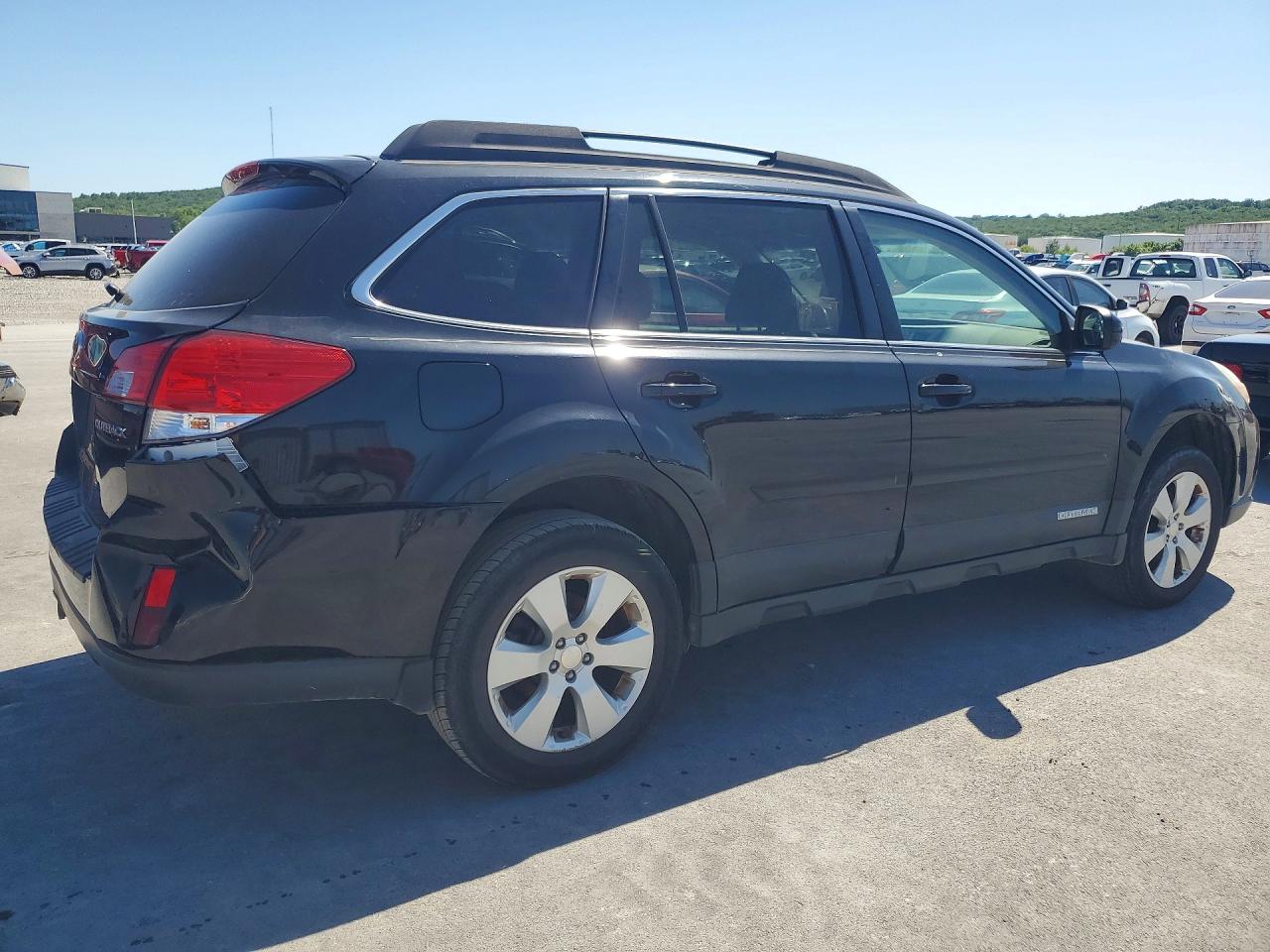 4S4BRCGC3C3275456 · 2012 SUBARU OUTBACK · 3/13