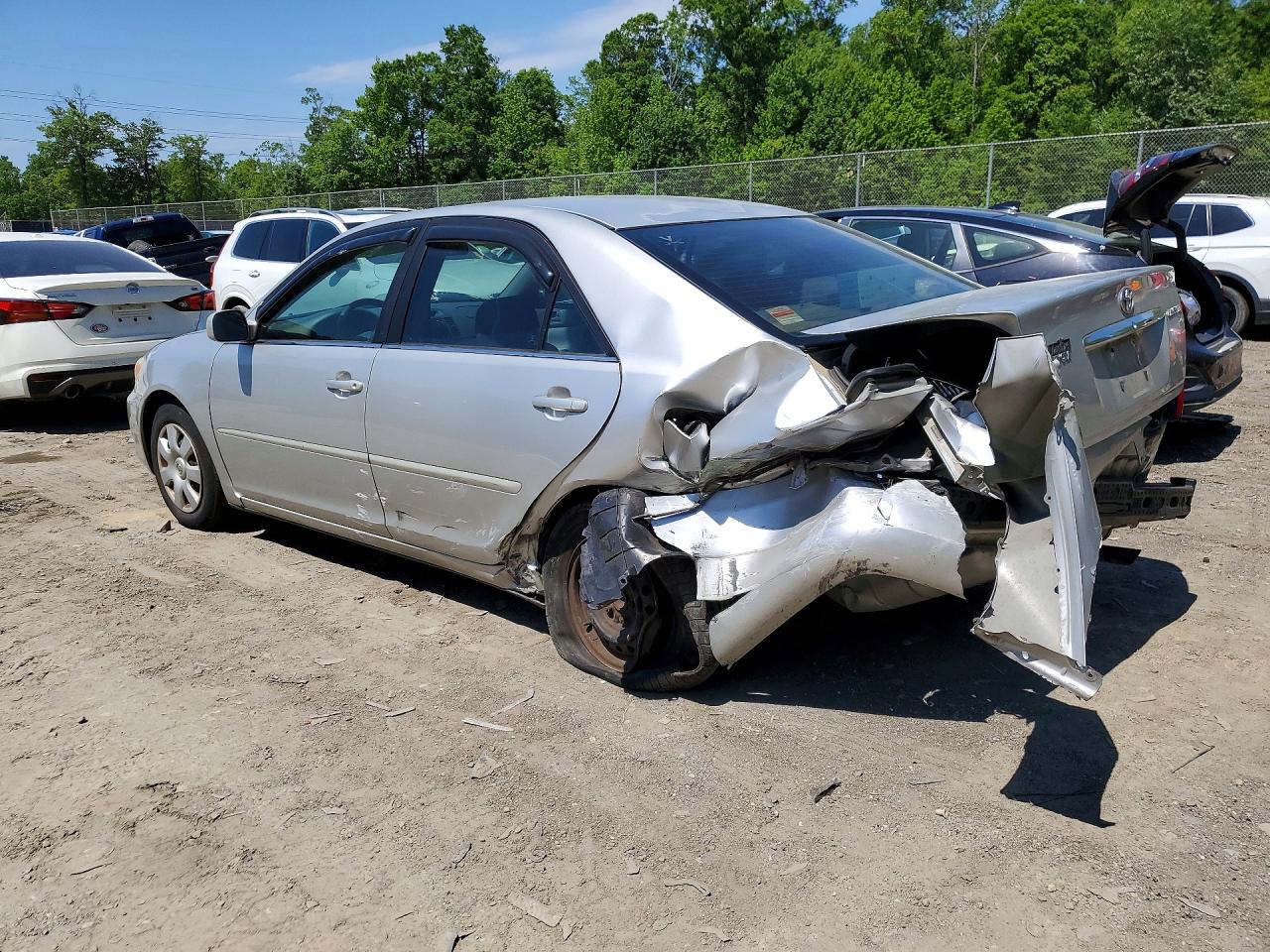 4T1BE32K54U879581 · 2004 TOYOTA CAMRY LE · 2/12