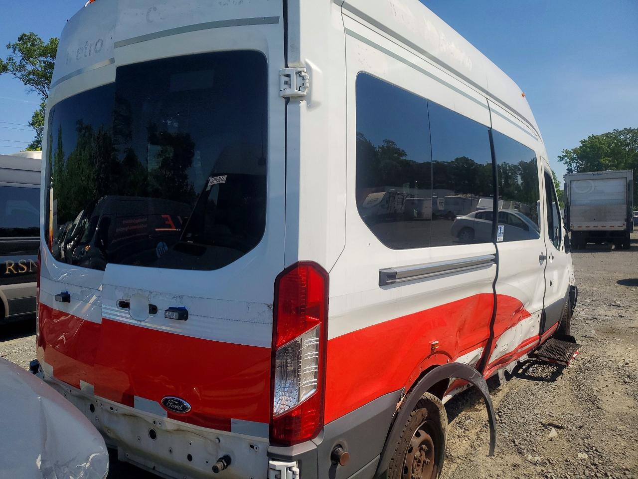 1FTBW2XM0JKB53155 · 2018 FORD TRANSIT · 3/13