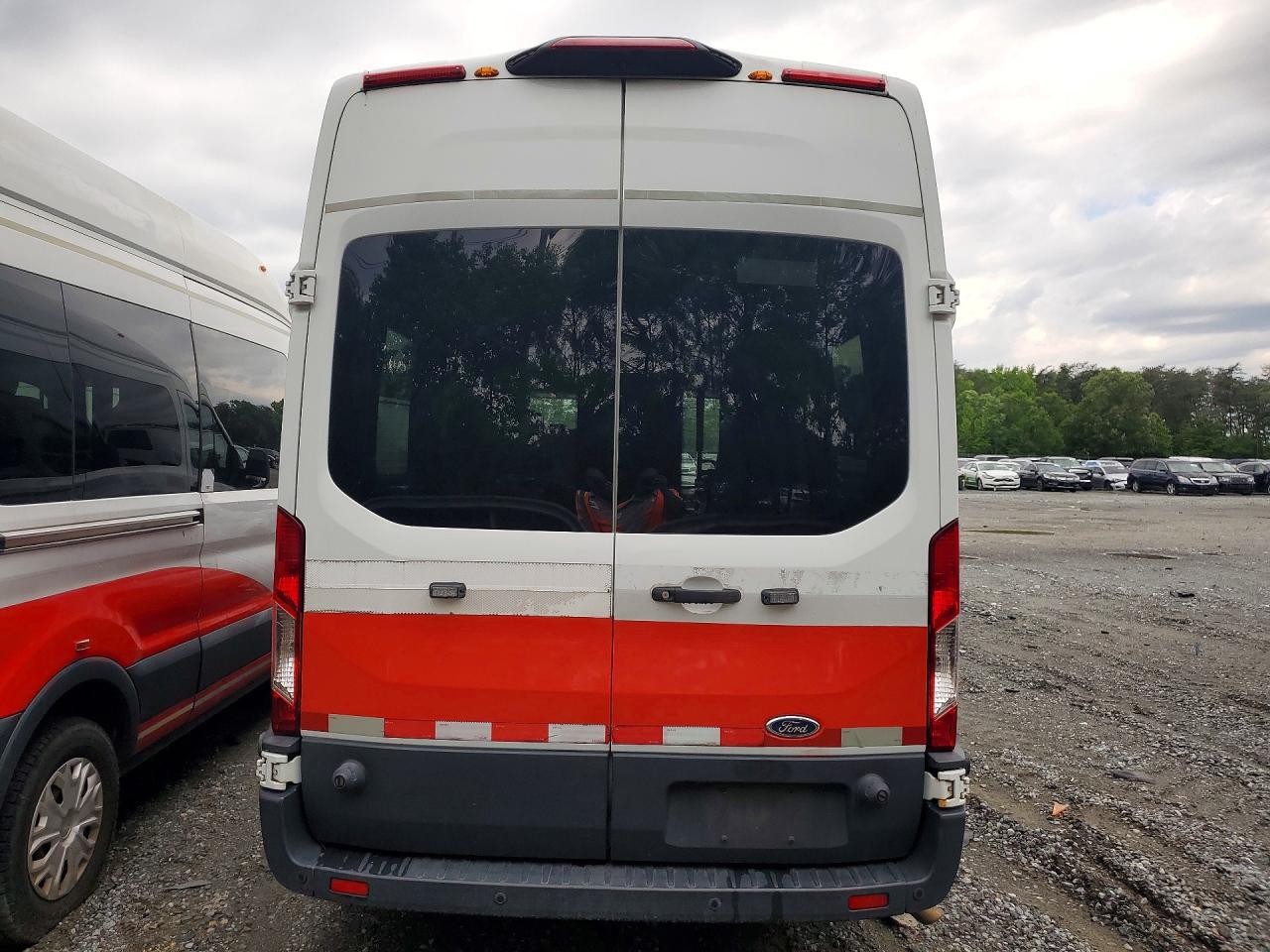 1FTBW2XM8JKB53212 · 2018 FORD TRANSIT · 6/13