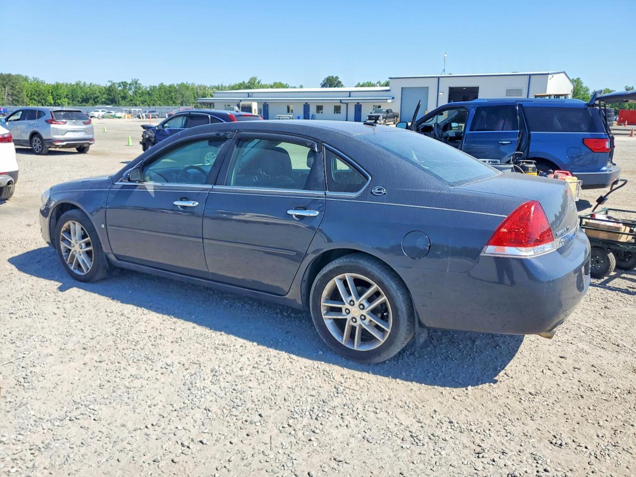 2G1WU583X81236058 · 2008 CHEVROLET IMPALA · 2/12