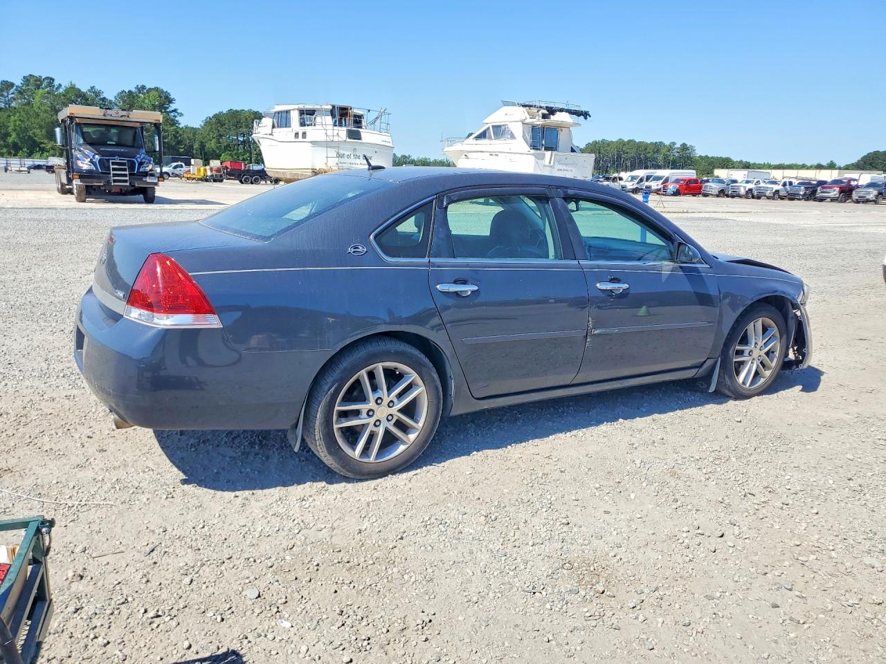 2G1WU583X81236058 · 2008 CHEVROLET IMPALA · 3/12