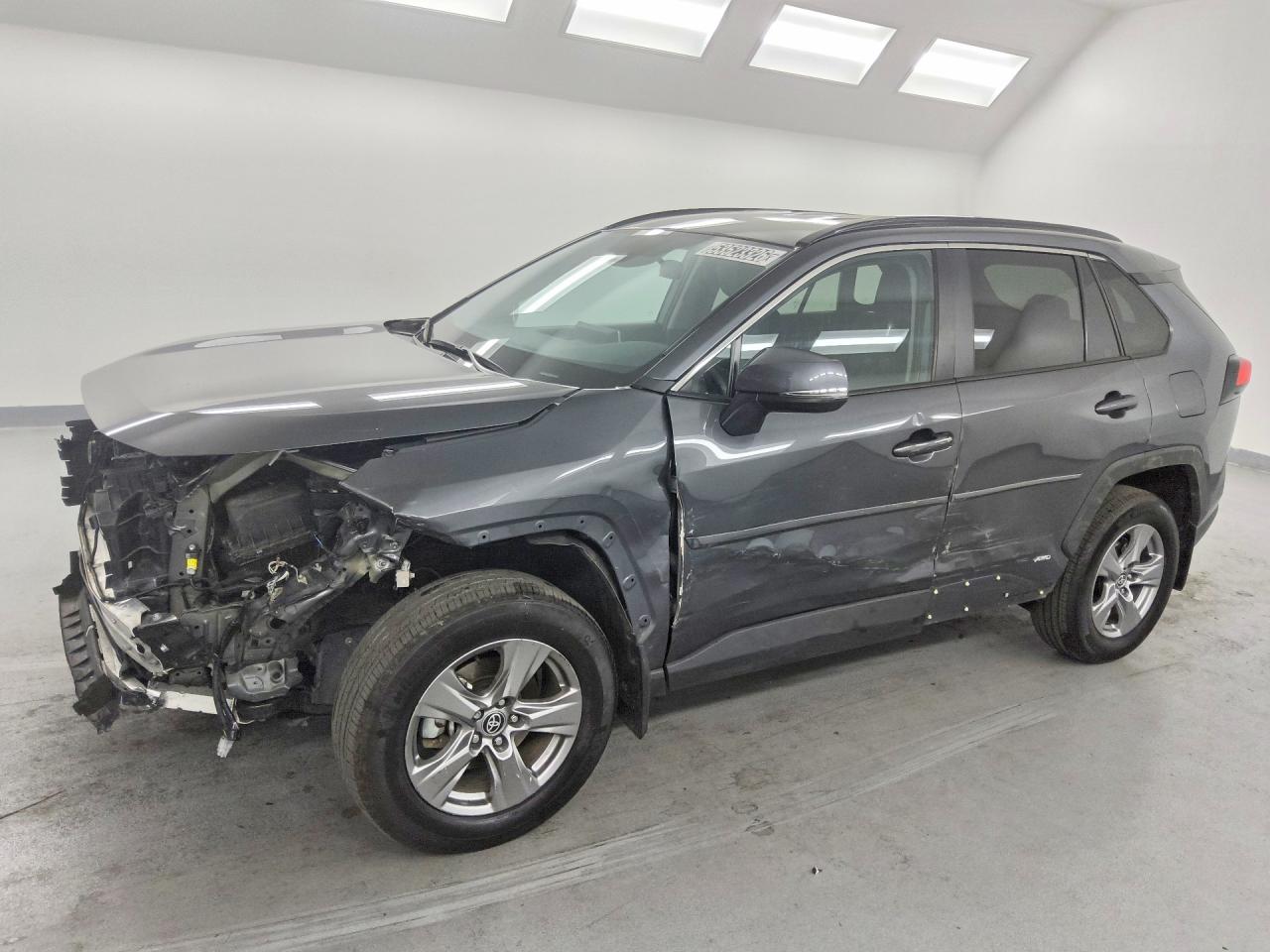 2T3RWRFV4RW242988 · 2024 TOYOTA RAV4 HYBRID