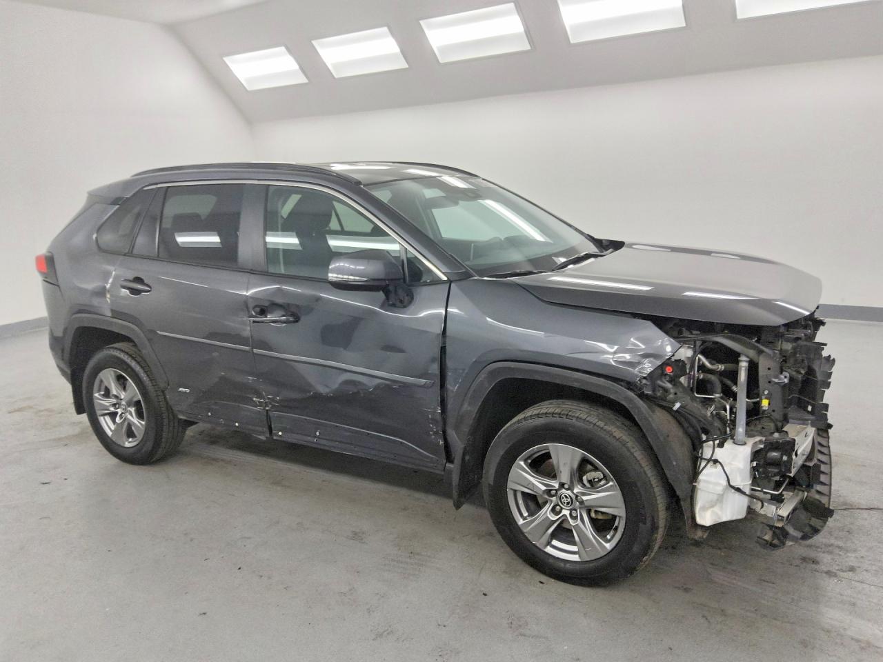 2T3RWRFV4RW242988 · 2024 TOYOTA RAV4 HYBRID · 4/14
