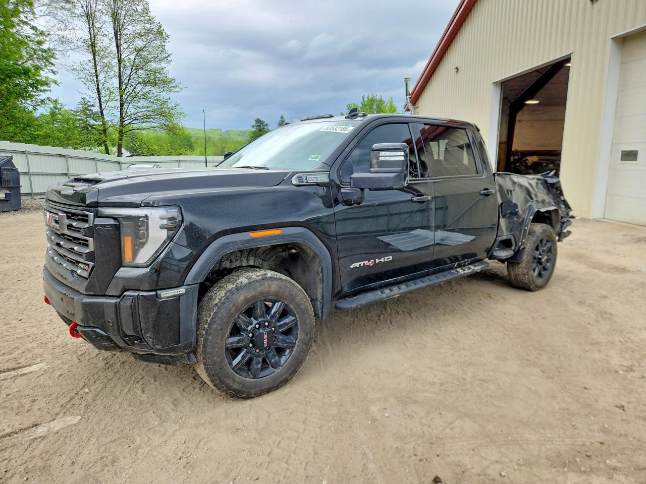 1GT4UPE76SF208470 · 2025 GMC SIERRA