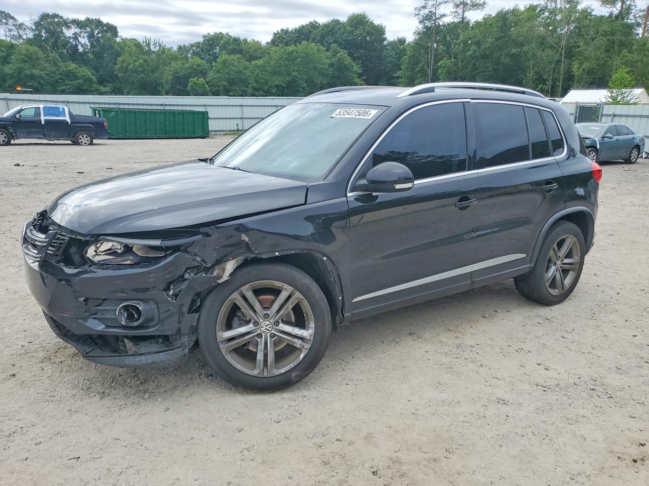 WVGTV7AX4HK009847 · 2017 VOLKSWAGEN TIGUAN