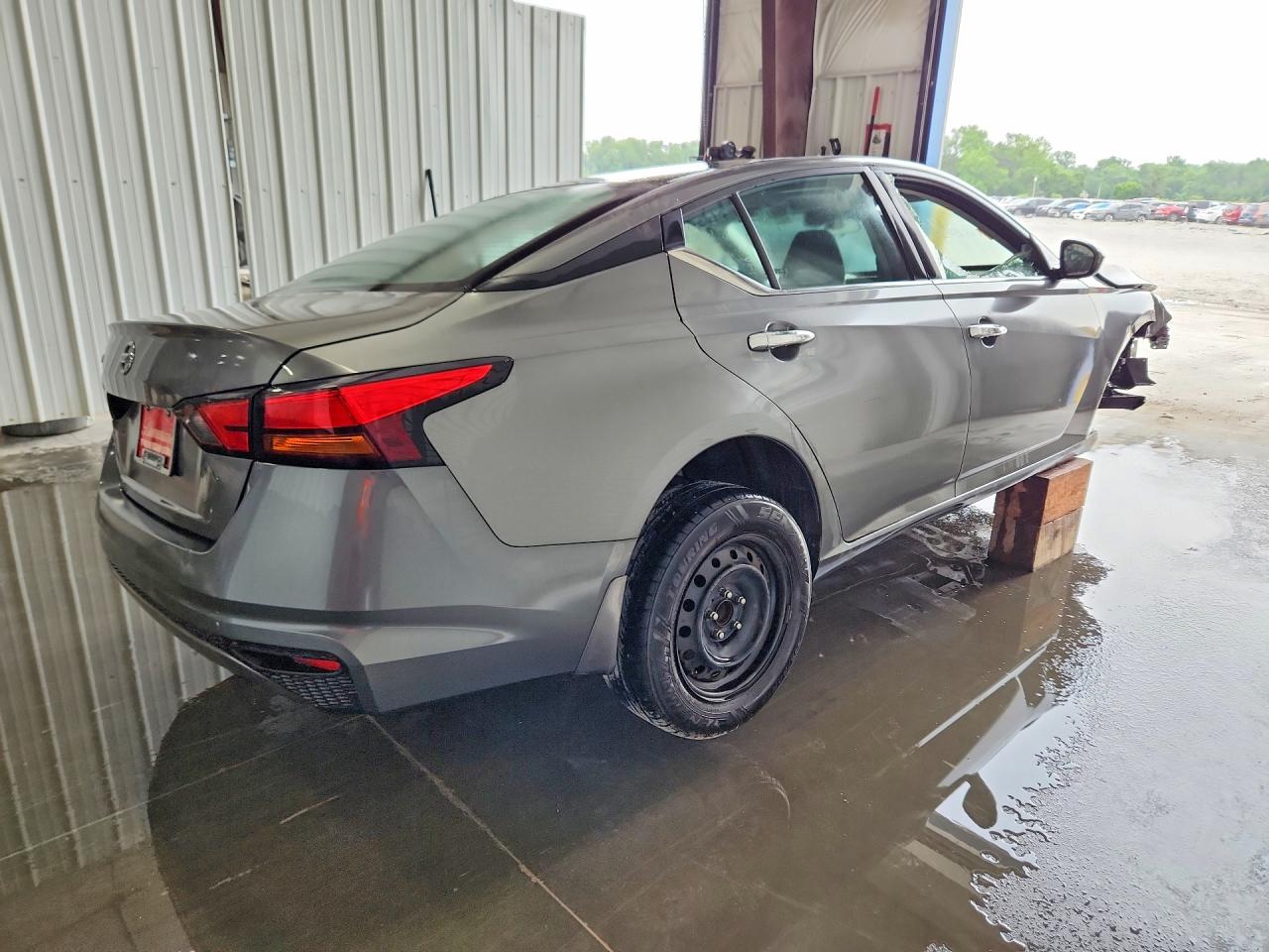1N4BL4BV9NN379631 · 2022 NISSAN ALTIMA · 3/12