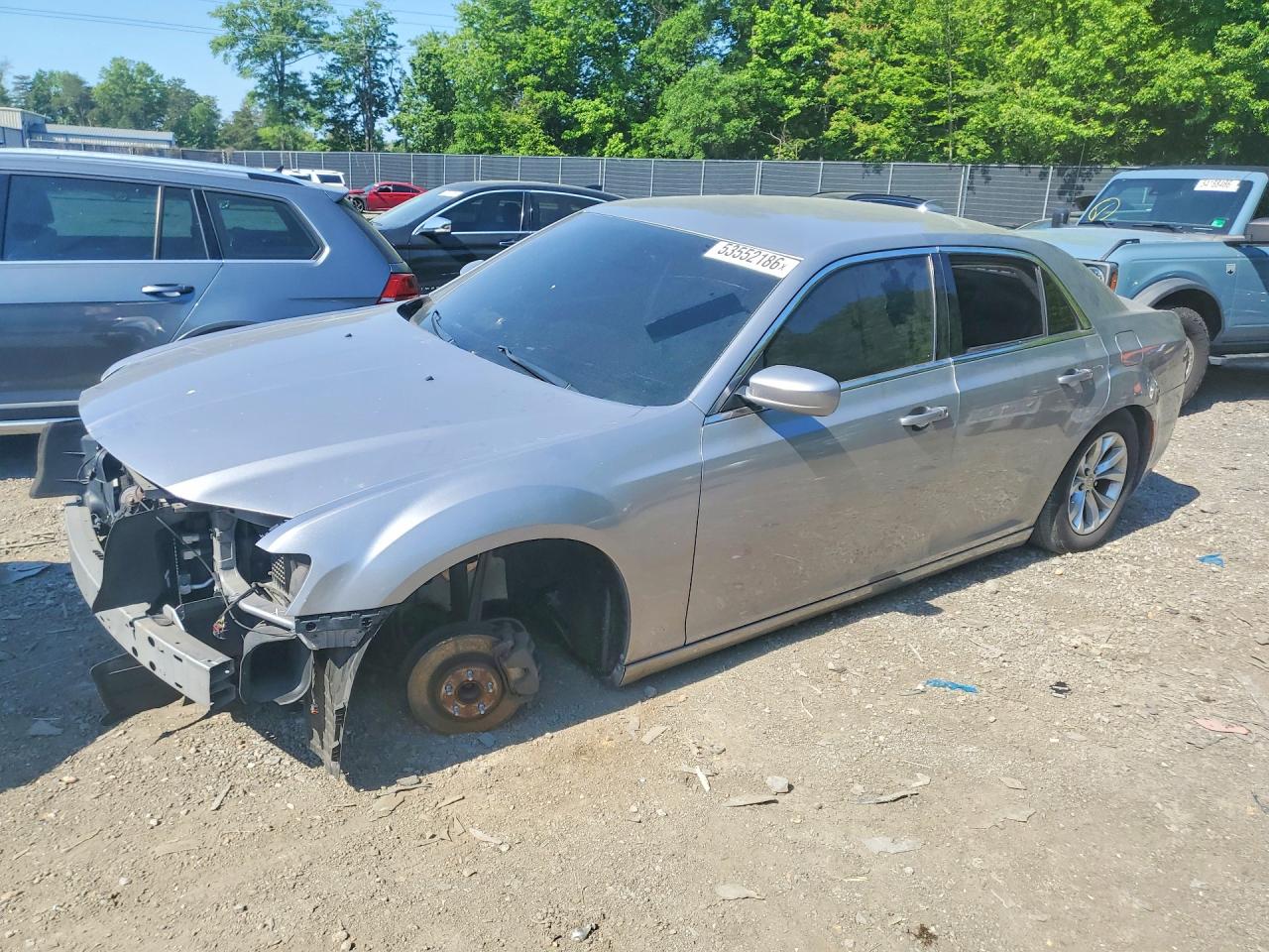 2C3CCAAG4GH219415 · 2016 CHRYSLER 300
