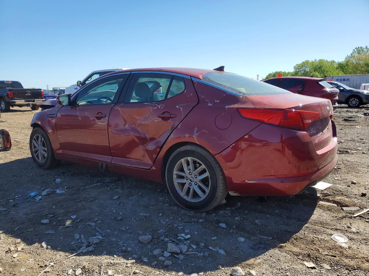 KNAGM4A79B5091553 · 2011 KIA OPTIMA · 2/12
