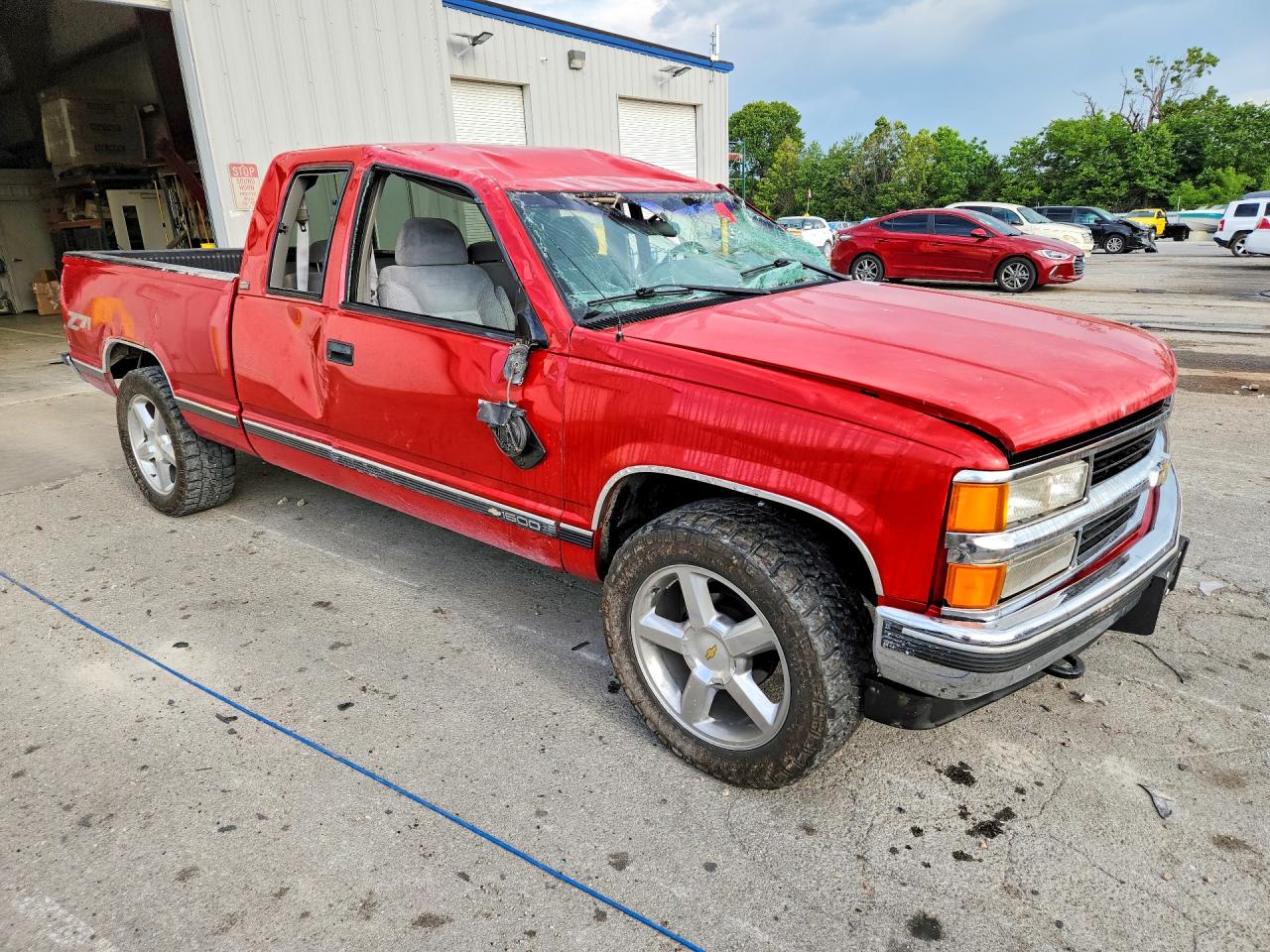 2GCEK19K5S1232577 · 1995 CHEVROLET GMT-400 · 4/12