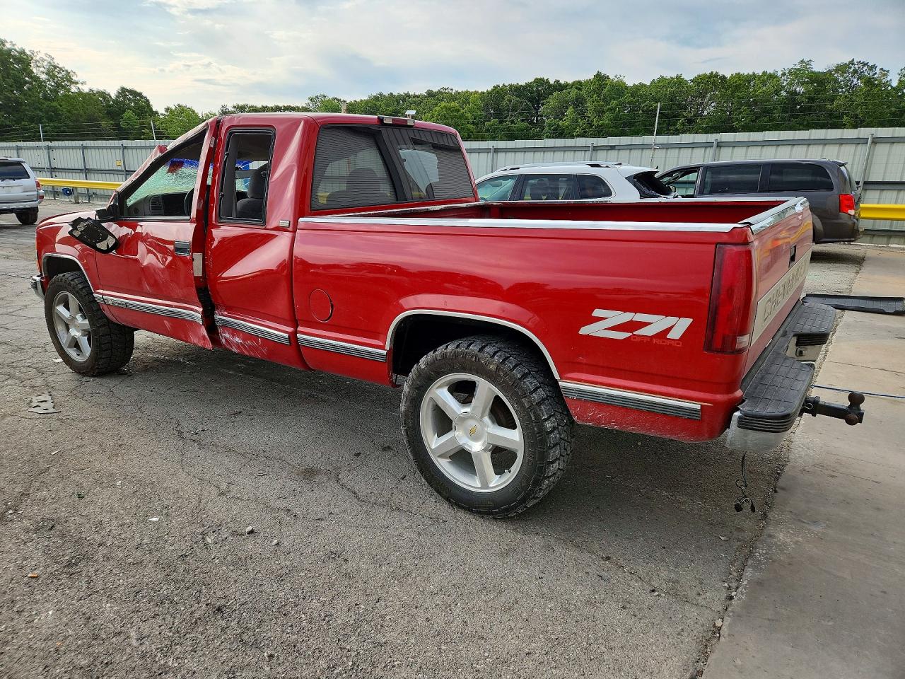 2GCEK19K5S1232577 · 1995 CHEVROLET GMT-400 · 2/12