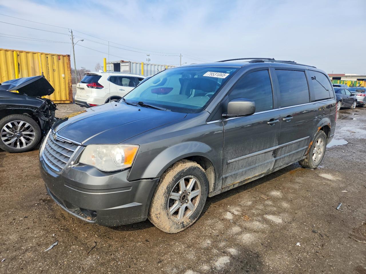 2A4RR5DX7AR240438 · 2010 CHRYSLER TOWN & COUNTRY