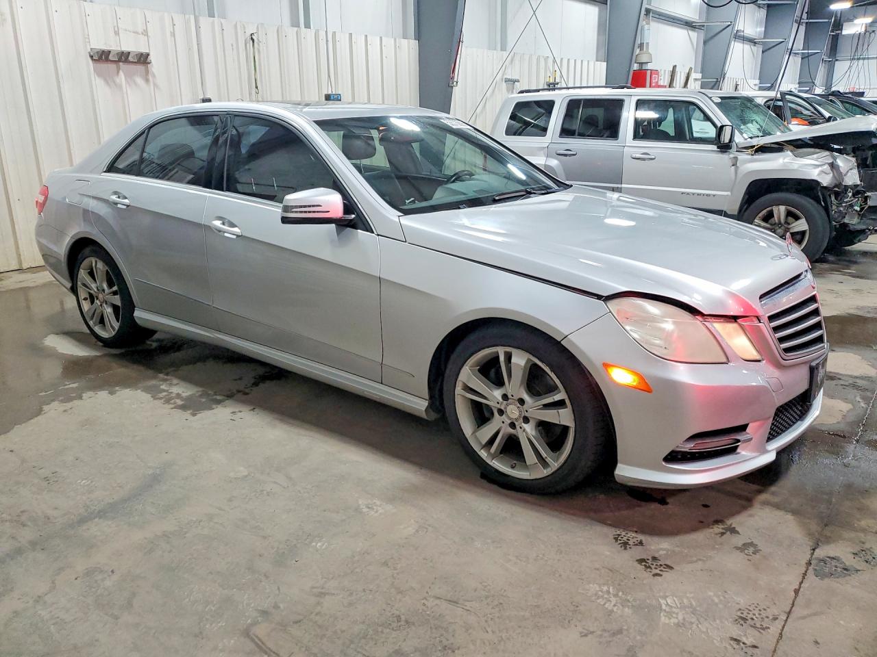 WDDHF8JB0DA722803 · 2013 MERCEDES-BENZ E · 4/12