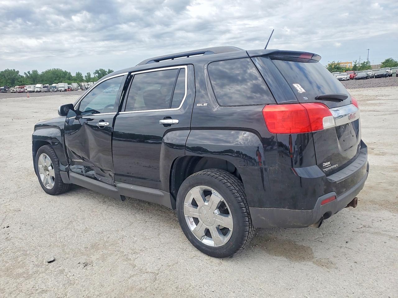 2GKFLWE34E6368062 · 2014 GMC TERRAIN · 2/13