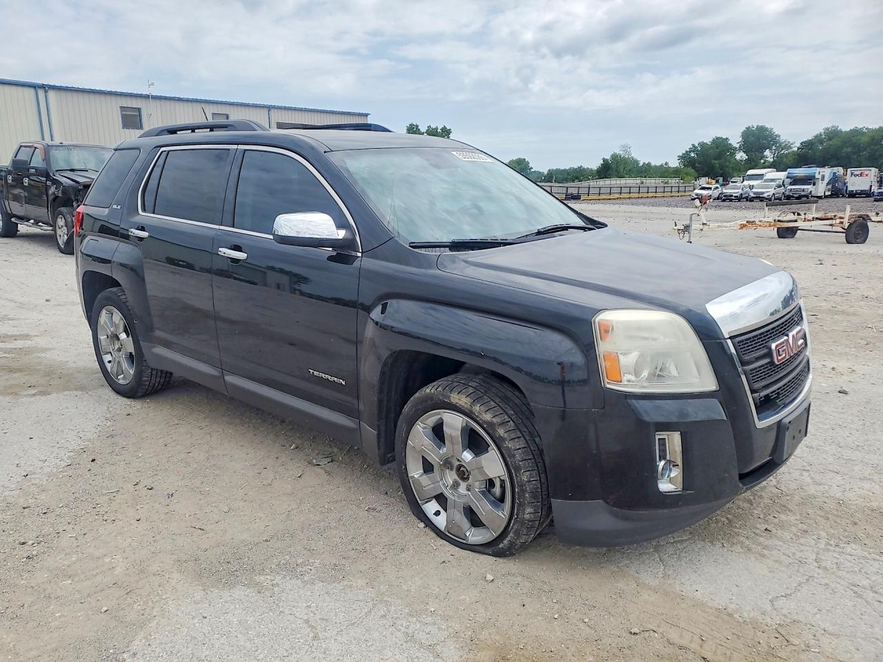 2GKFLWE34E6368062 · 2014 GMC TERRAIN · 4/13