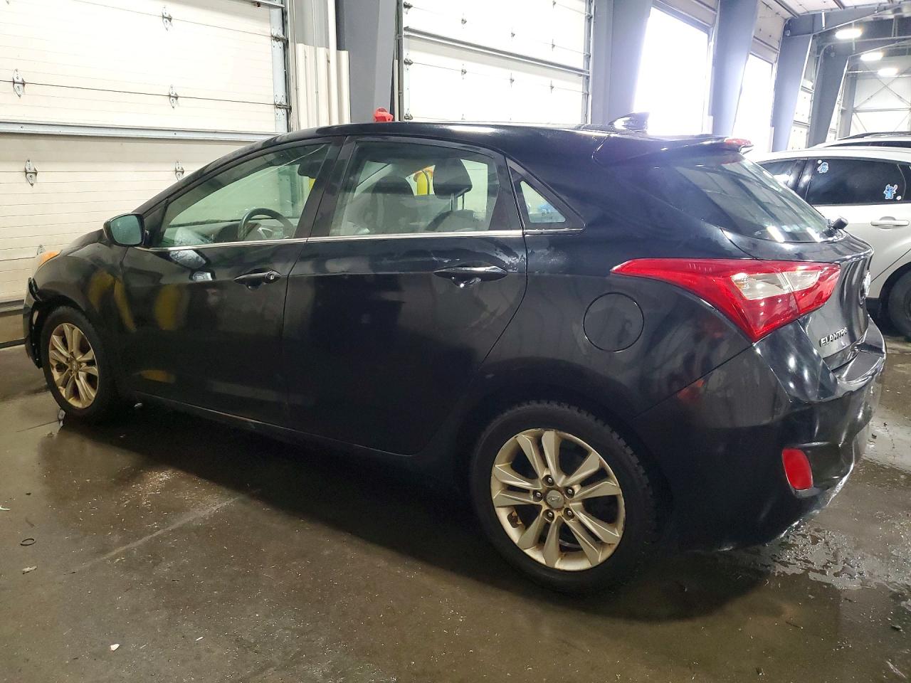 KMHD35LE0DU025777 · 2013 HYUNDAI ELANTRA GT · 2/13
