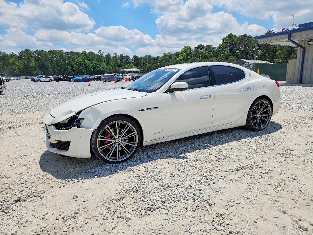 2019 MASERATI GHIBLI