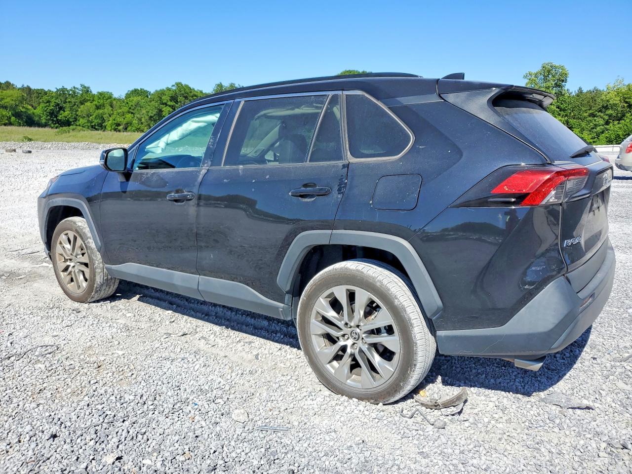 2T3C1RFV2MC148347 · 2021 TOYOTA RAV4 · 2/12