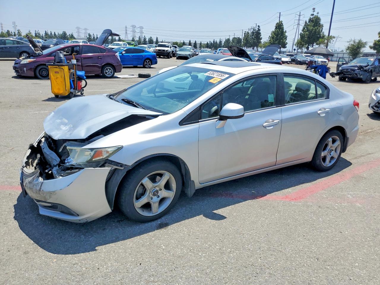 2HGFB2F85DH530108 · 2013 HONDA CIVIC