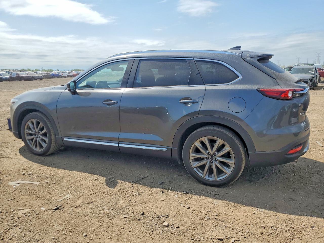 JM3TCBDY3J0219771 · 2018 MAZDA CX-9 · 2/12