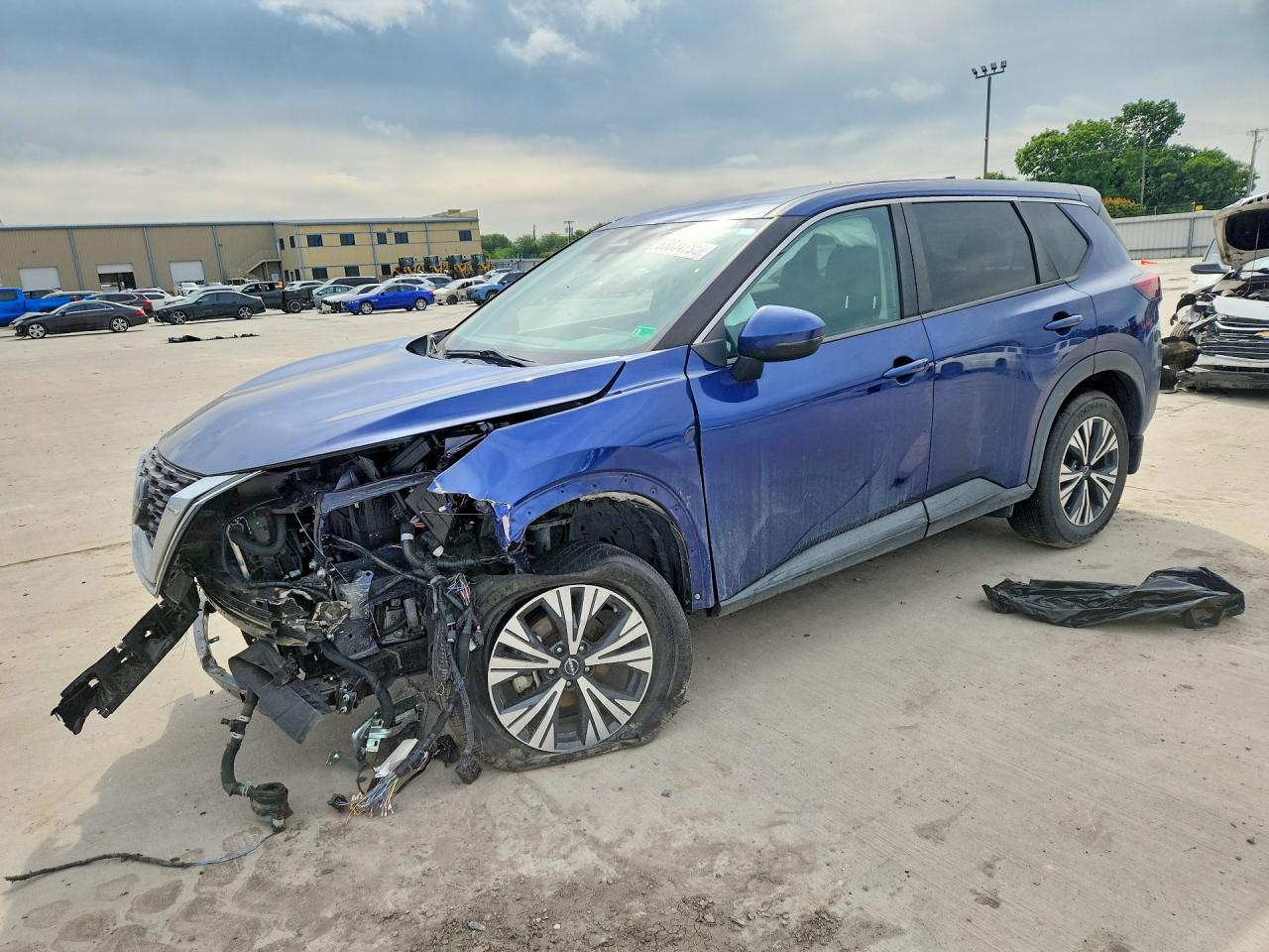 5N1BT3BA3NC672692 · 2022 NISSAN ROGUE