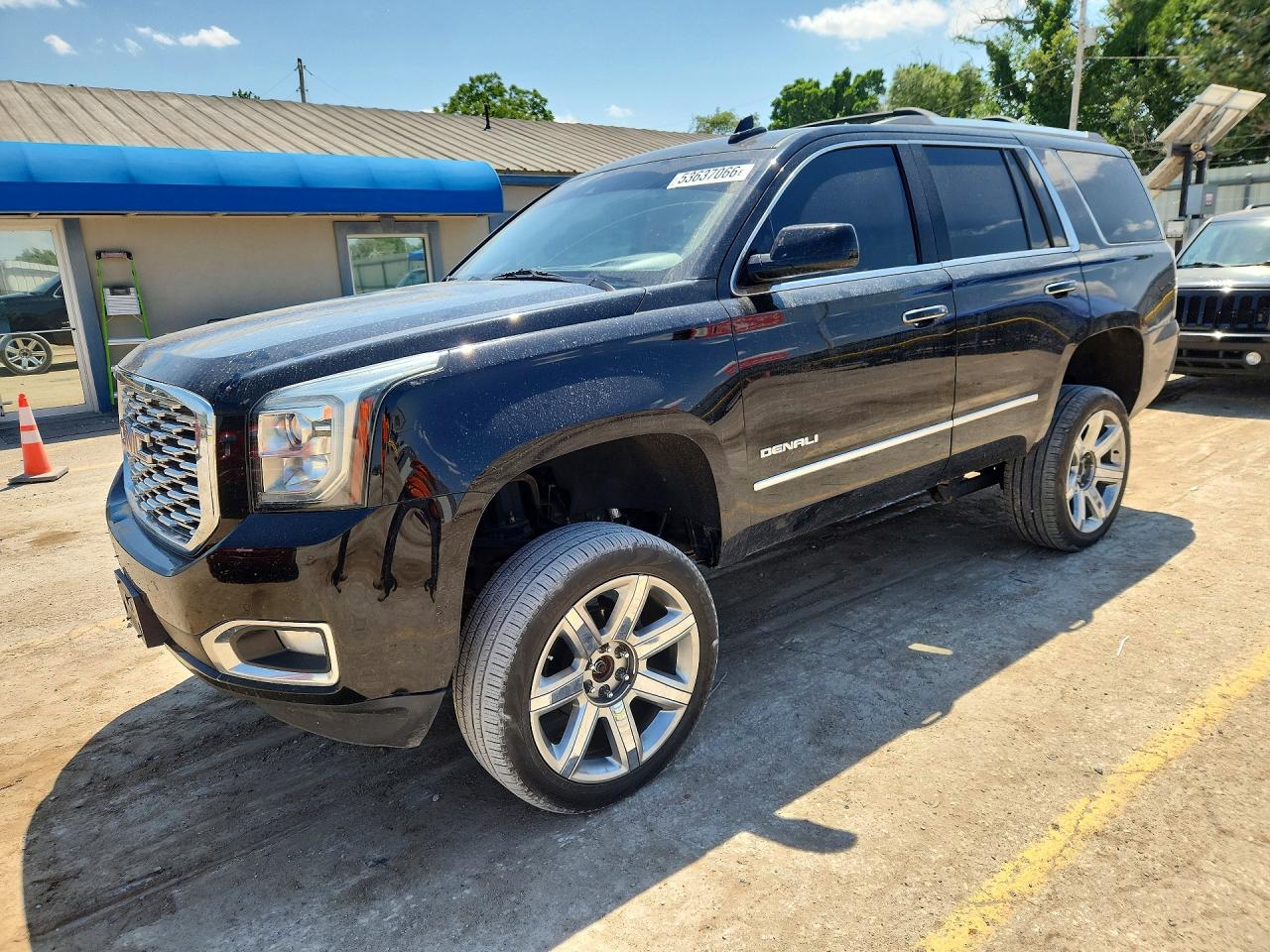 1GKS2CKJ0KR229971 · 2019 GMC YUKON