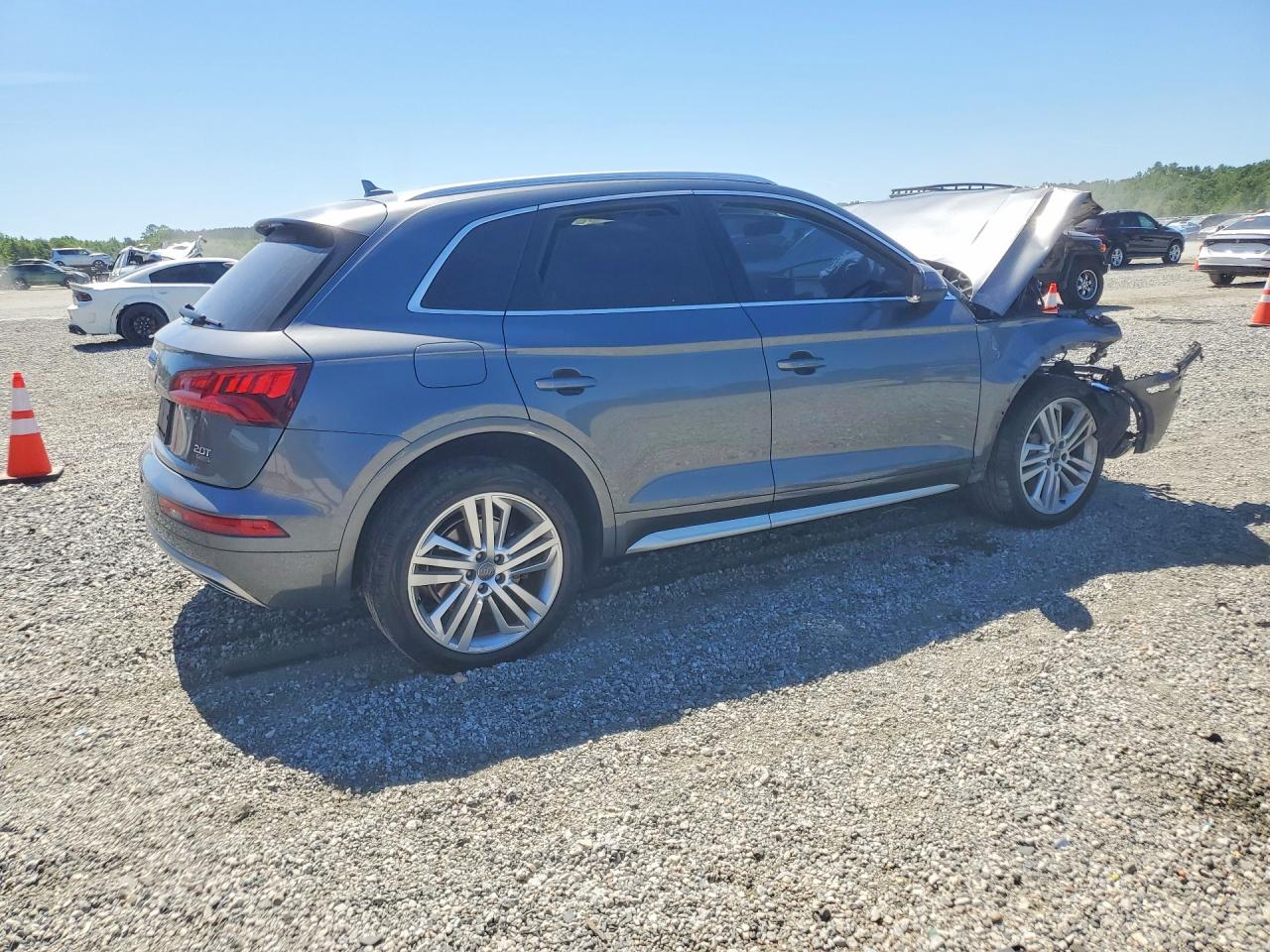 WA1BNAFY9J2026884 · 2018 AUDI Q5 · 3/13